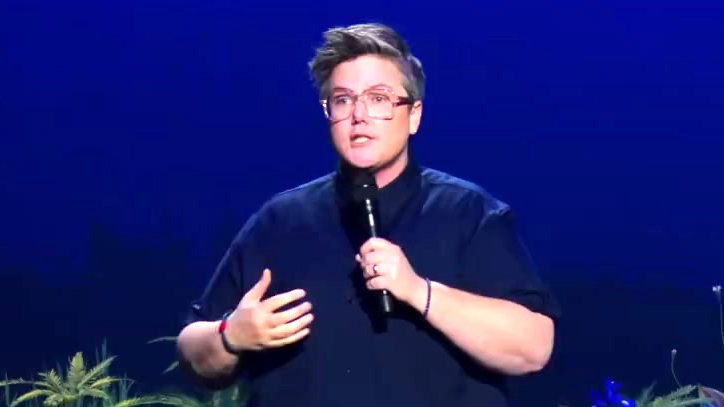 Hannah Gadsby: Something Special